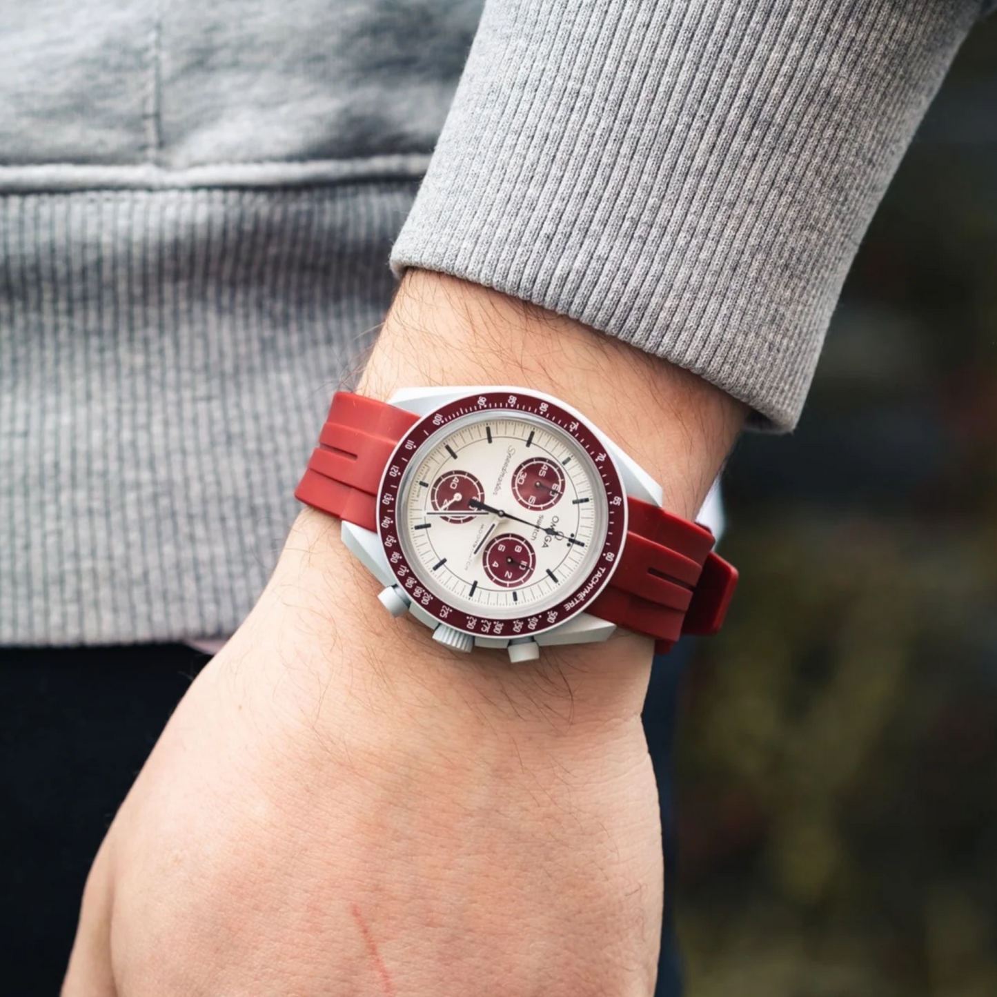 Curved Rubber - Dark Red